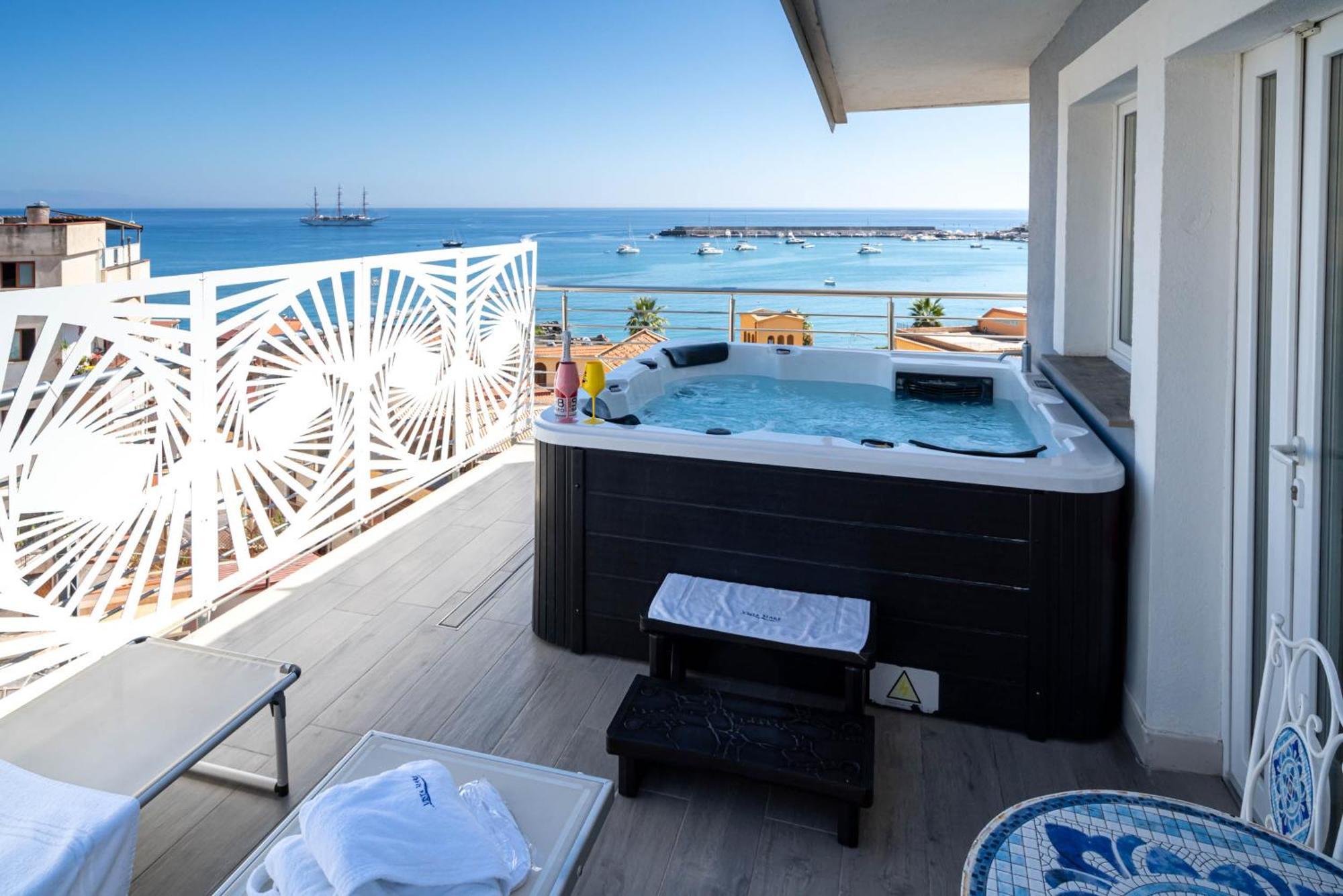 Vista Mare Apartments 지아르디니낙소스 객실 사진