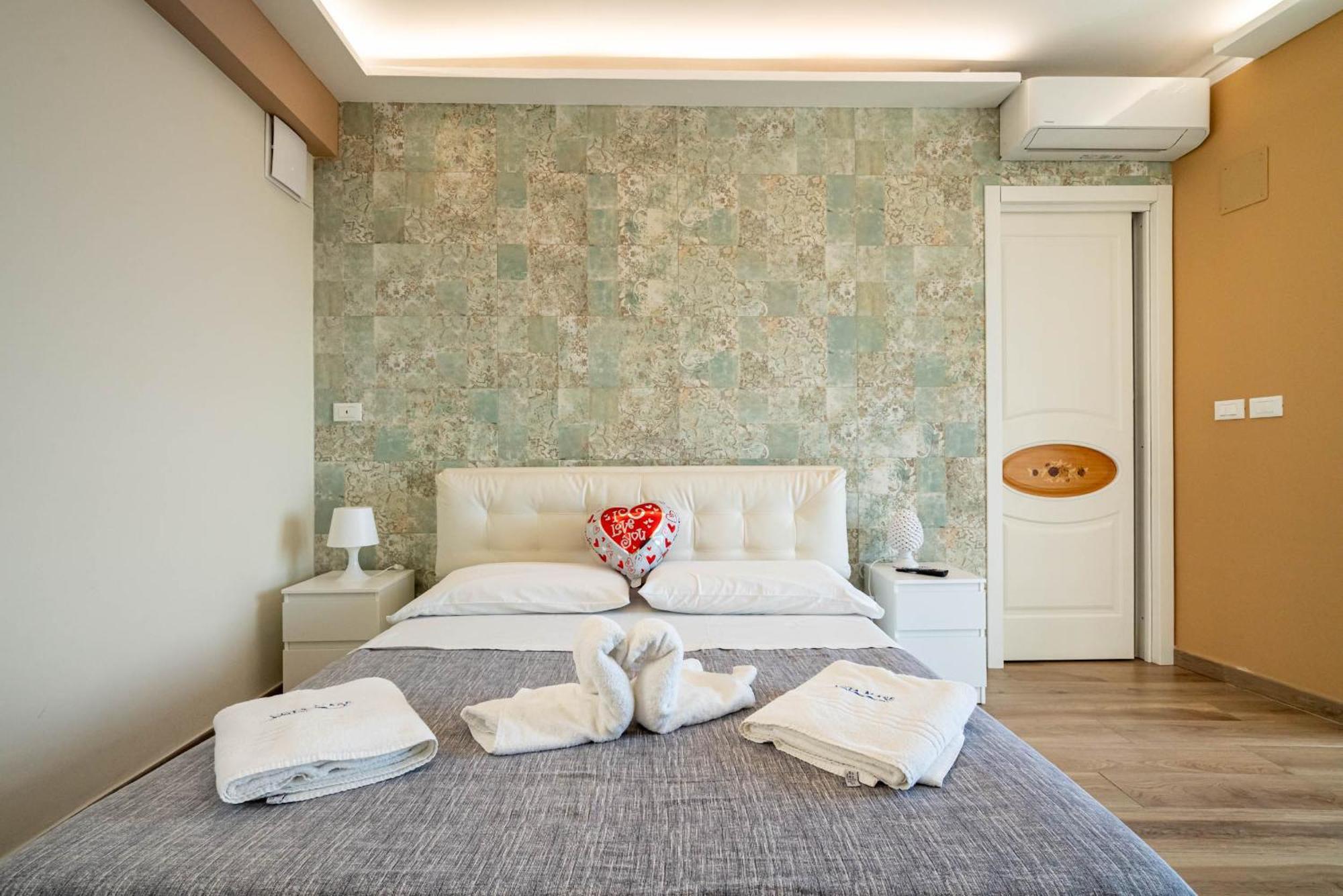 Vista Mare Apartments 지아르디니낙소스 객실 사진
